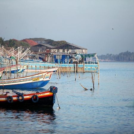 Bloom Boutique Waterfront Fort Kochi Exterior photo